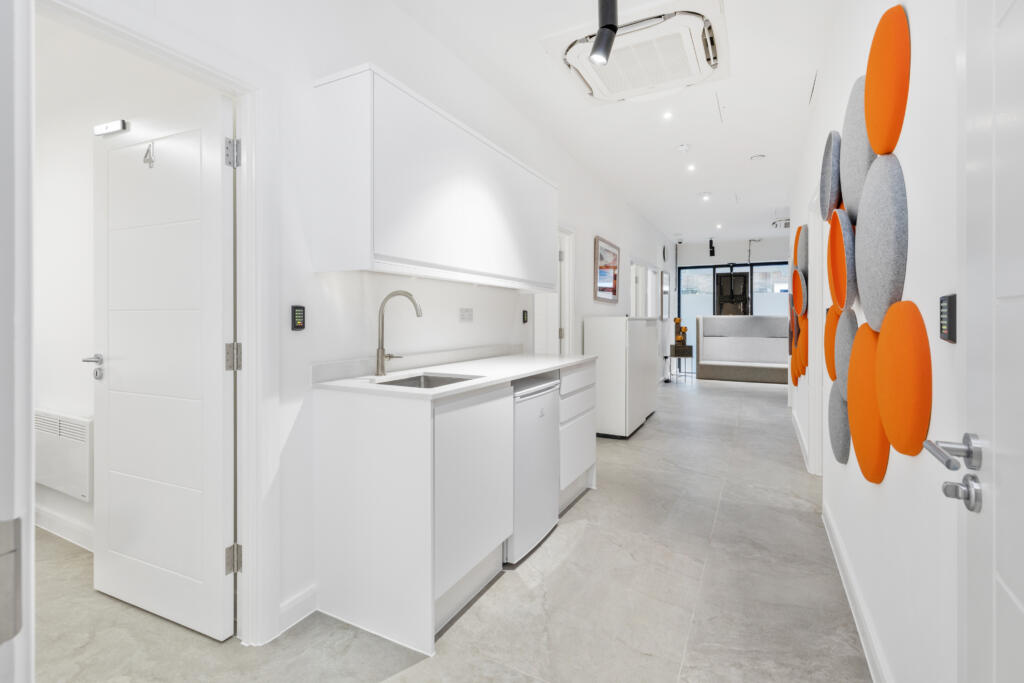 040120247_JASP_Wellness Clinic, Stanmore House 15-19 Church Road_HA7 4AR_011